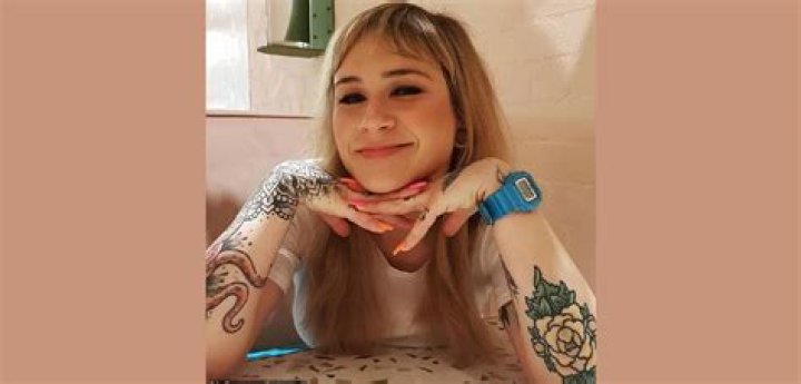 Deadly Beauty: Unveiling Bella's Green Curse