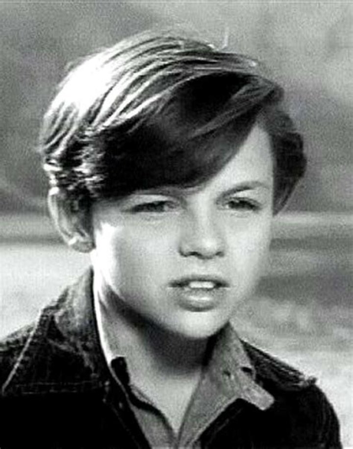 The Legendary Billy Hughes Jr.: An American Football Icon