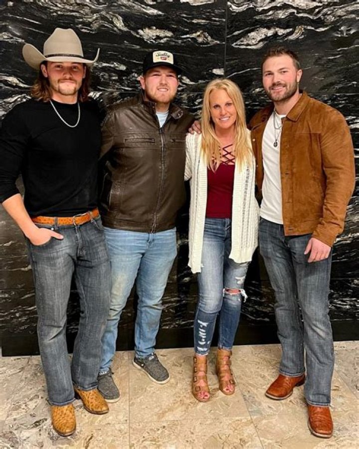 Deron Mcbee Wife Olesya McBee and Family