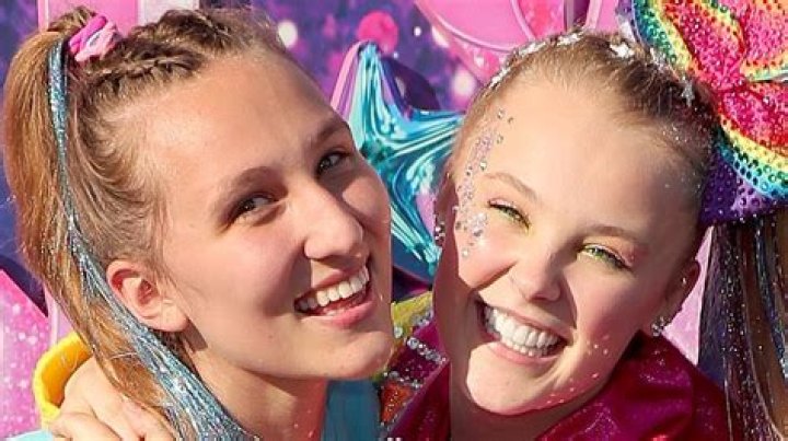 Is JoJo In A Relationship? Exploring The Dating Life Of JoJo Siwa