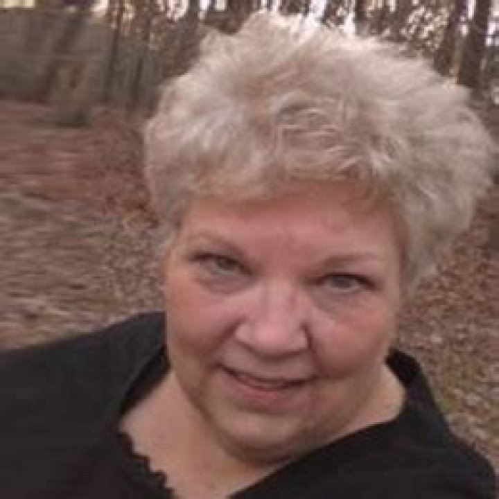 Harriet Showalter: Renowned Literary Critic And Feminist Pioneer