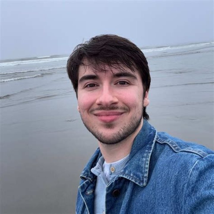 Uncovering Bruno Mars' Massive Net Worth: A Detailed Look