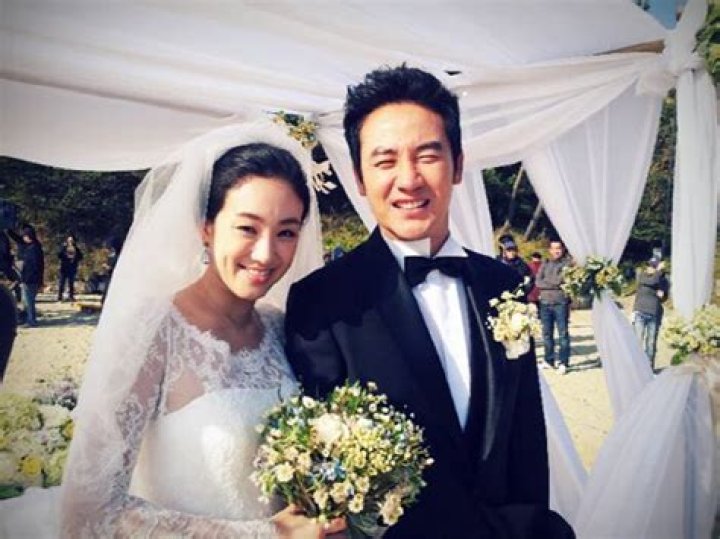 Celebrity Couples: The Truth About Jung Ryeo-Won's Husband