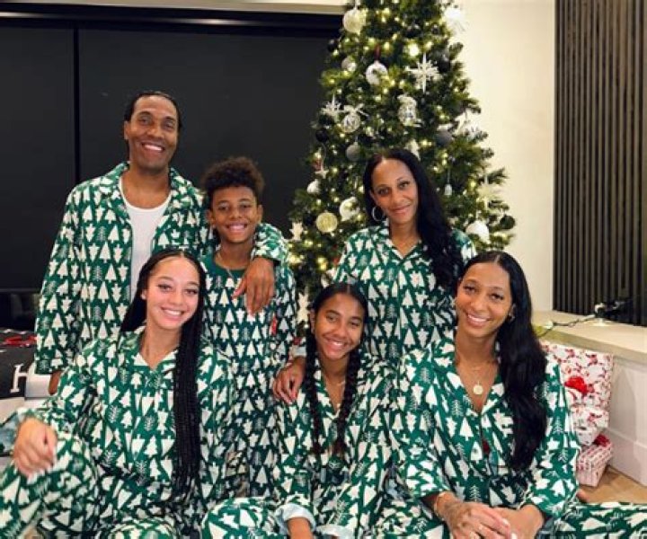 Unlocking Success With Kaci Houshmandzadeh: Expertise And Inspiration