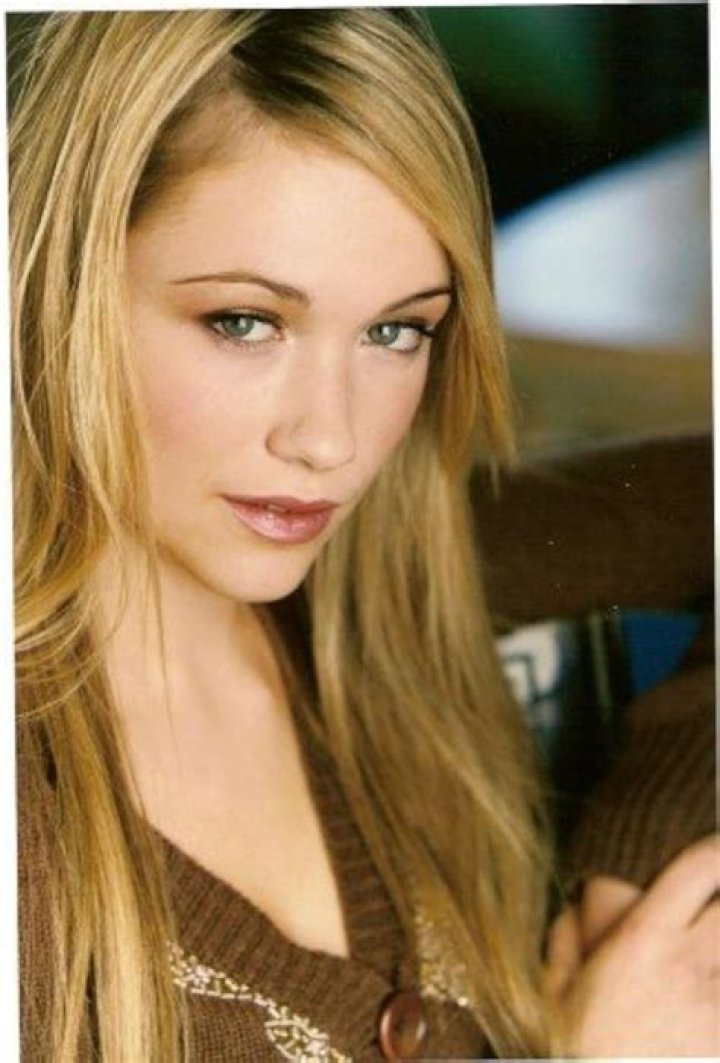 Katrina Bowden Biography