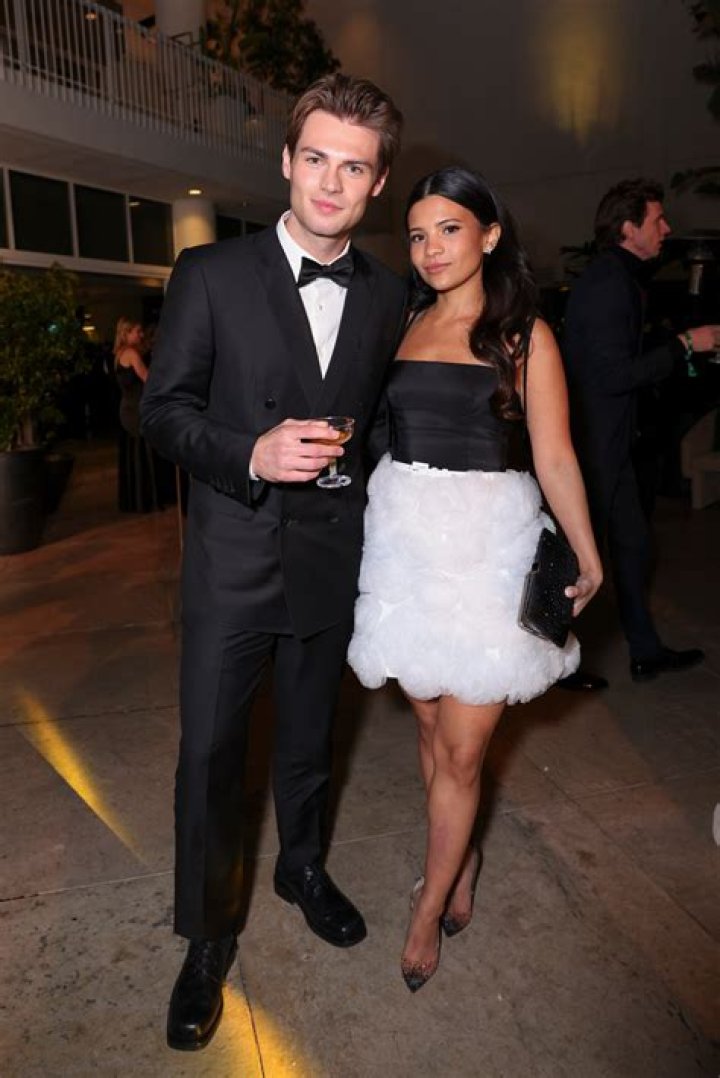 Noah Lalonde's Love Life: Relationships Uncovered