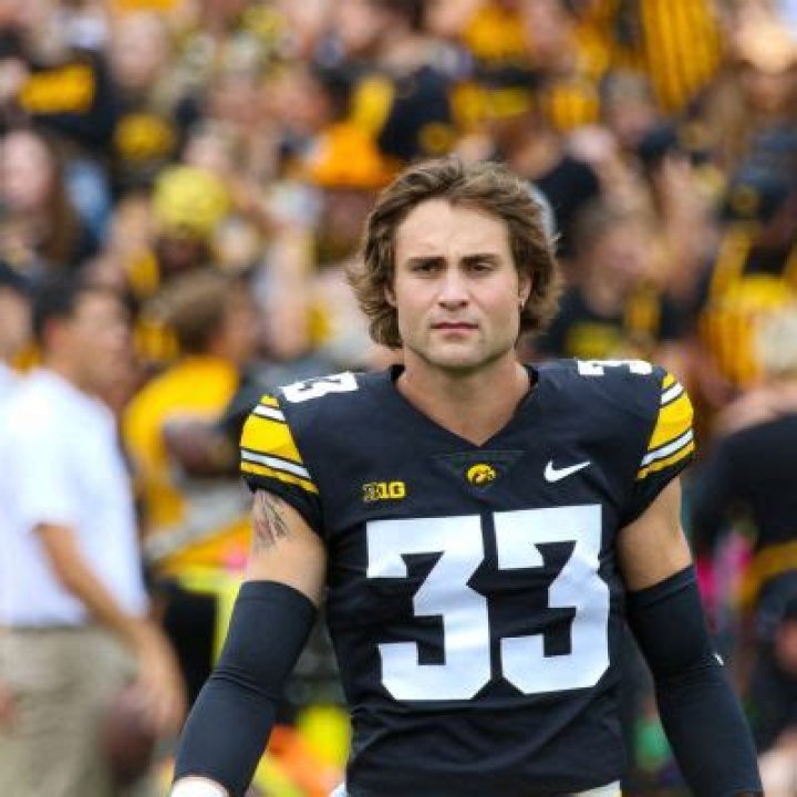 Riley Moss Family Tree: Is He Related To Randy Moss? Relationship And Wiki