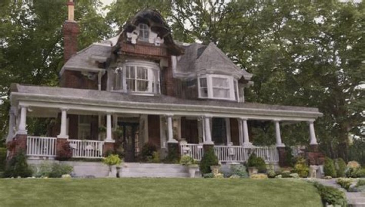 Terry Drury's Wealth: Uncovering The Renowned Restaurateur's Net Worth